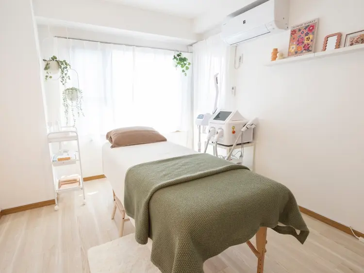 ハーブピーリング /毛穴ケア/脱毛/韓国ツヤ肌専門店【HARU.】の内観・外観1