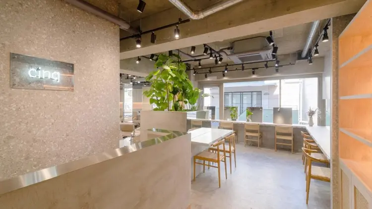 Cinqの内観・外観1