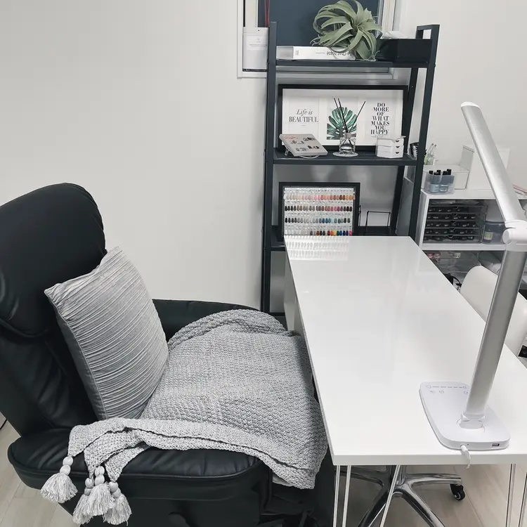 private nail salon　４ｙｏｕ．の内観・外観1