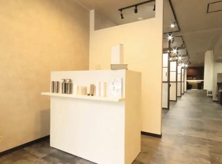 半個室サロンMimuの内観・外観2