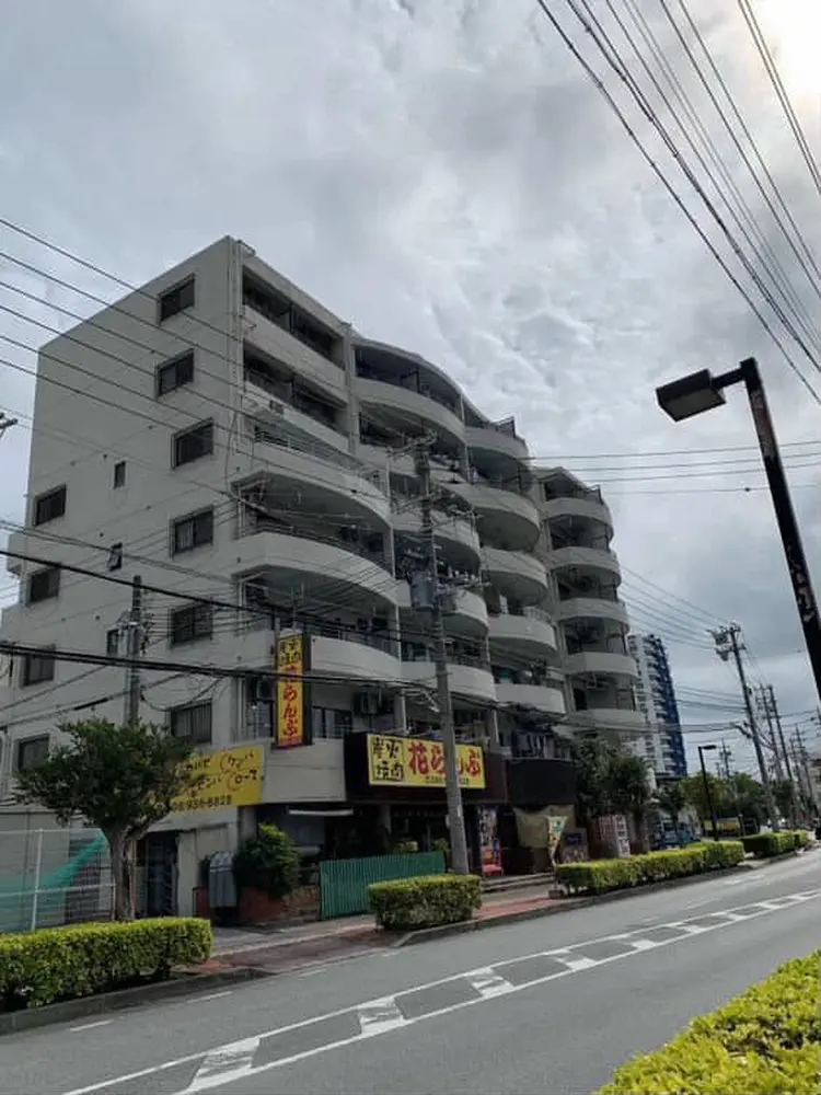 LASH BLOSSOMの内観・外観1