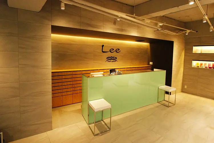Lee京橋店の内観・外観1