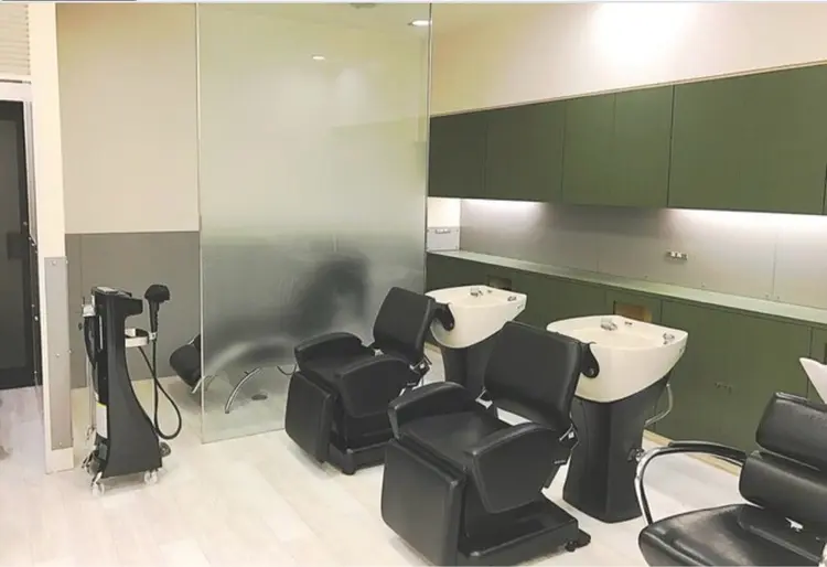 Hair & beauty the B 岡崎店の内観・外観3