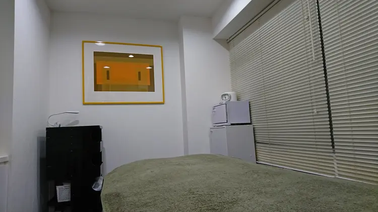 UZIの内観・外観3