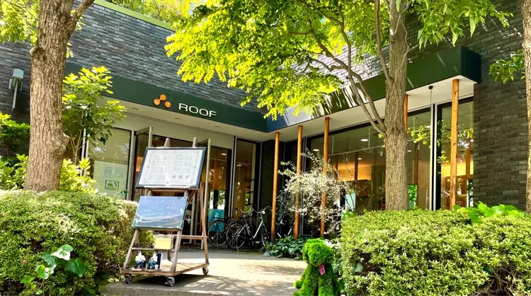 ROOFの内観・外観1