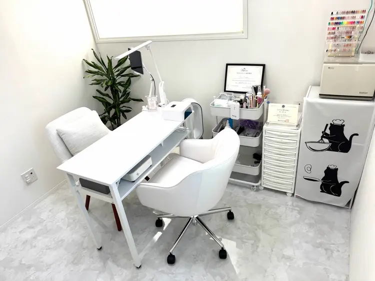 ネイルサロンラスクの内観・外観2