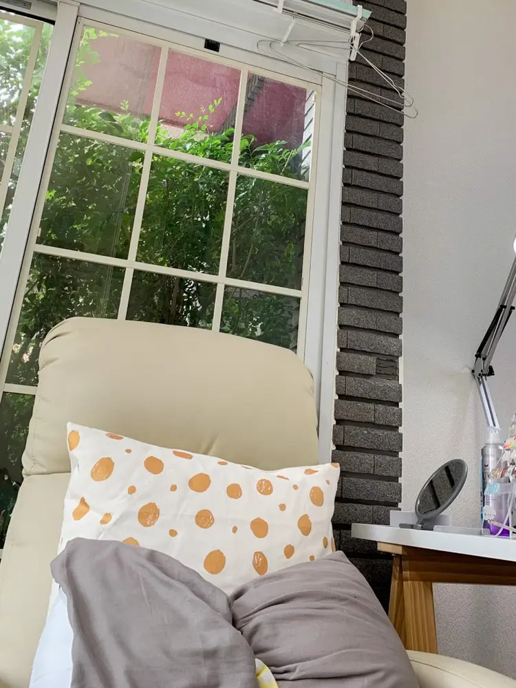 小さなサロンironeの内観・外観1