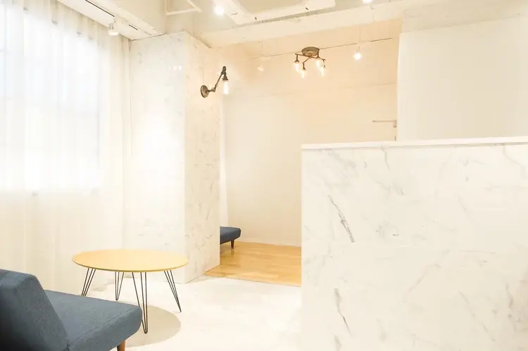 MARIE TERESIA OMIYA 大門町店の内観・外観2