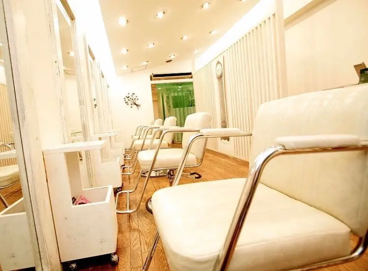 〒hair snick （ヘアースニック）の内観・外観3