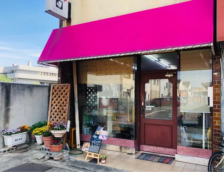 aiwの内観・外観1