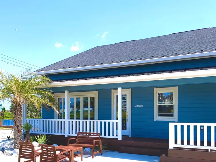 ANCHORの内観・外観1