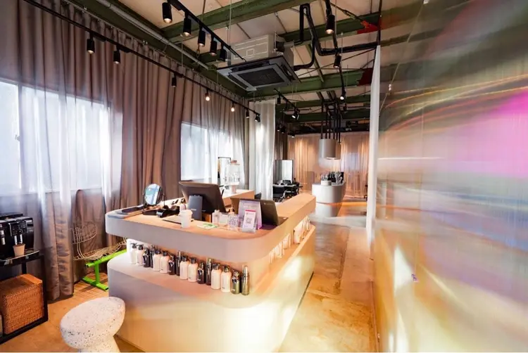 TERMINAL bernの内観・外観2