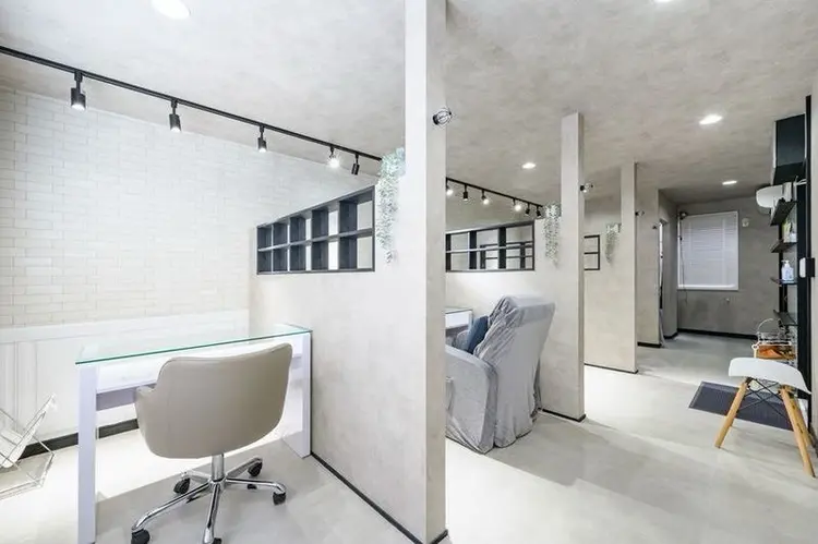 Salon Aina北千住の内観・外観1