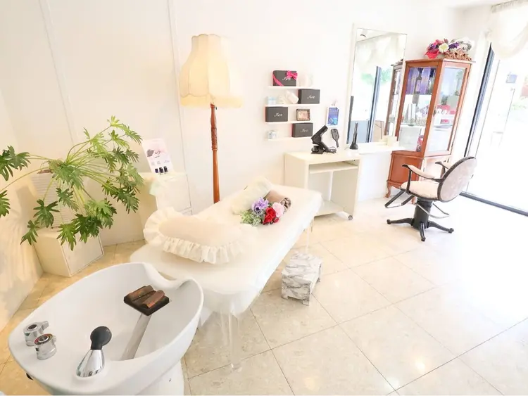 F lorisの内観・外観3