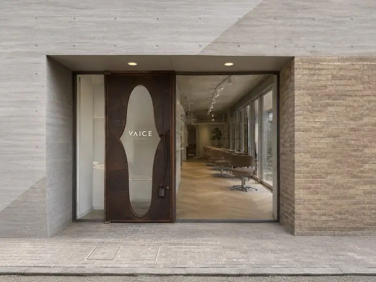 VAICE 吉祥寺 ケアブリーチ＆縮毛矯正＆髪質改善トリートメントの内観・外観1