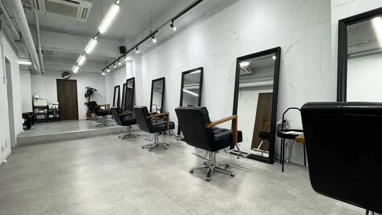 hair salon dartsの内観・外観1