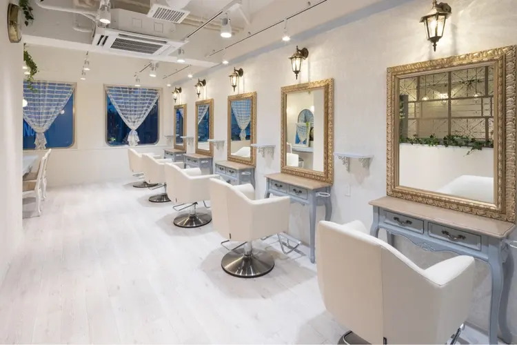 La  Blancheの内観・外観1