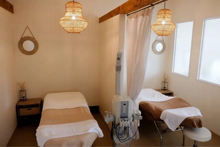 メナードフェイシャルサロン佐世保広田の内観・外観2