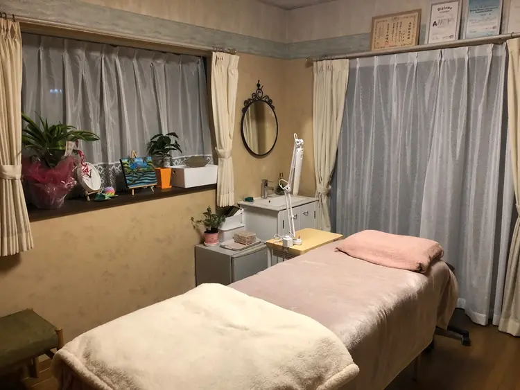 まつエクサロン ブラックテリーの内観・外観1