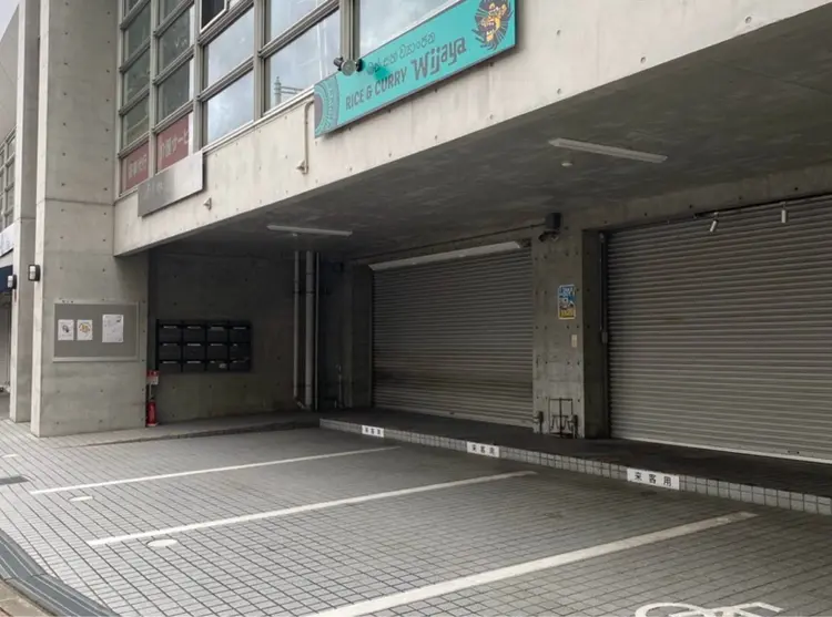 WHITE EYE西宮北口店の内観・外観3