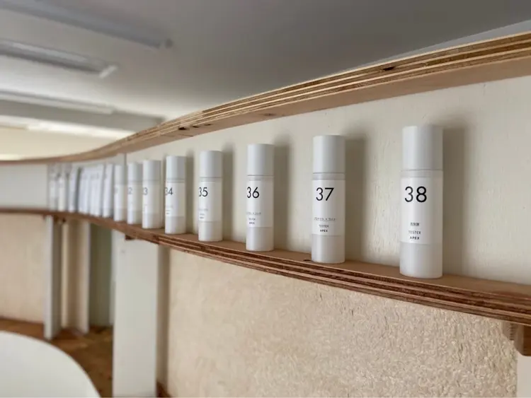 POLA THE BEAUTY 四条烏丸店の内観・外観2