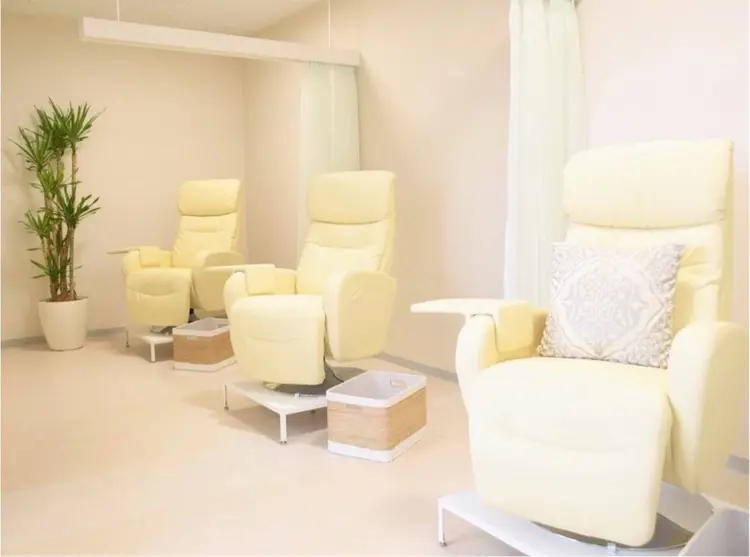 luxeおおたかの森店の内観・外観1