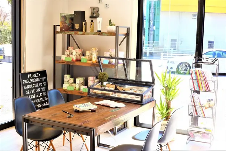 Hair&beauty the B  岡崎店の内観・外観2