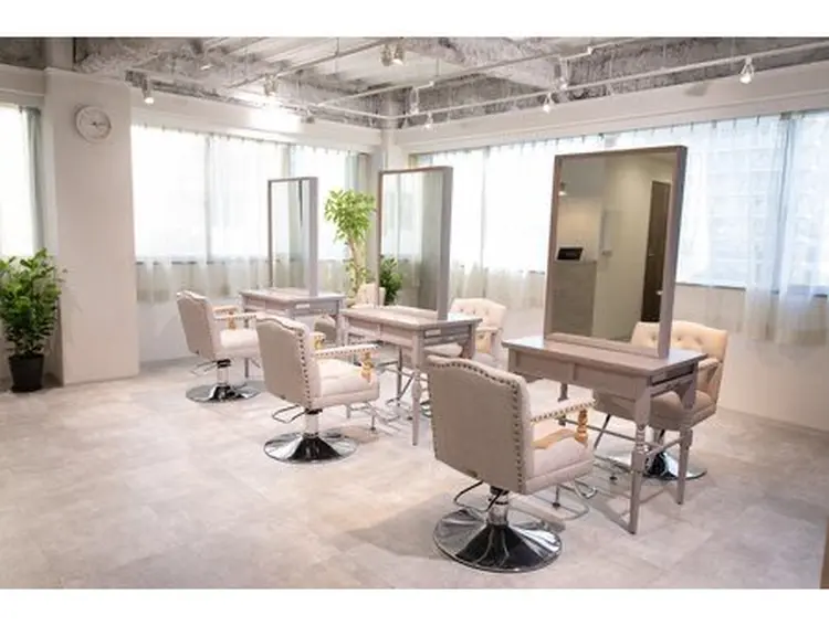 髪質改善ヘアエステ&縮毛矯正専門店Orist亀戸の内観・外観1