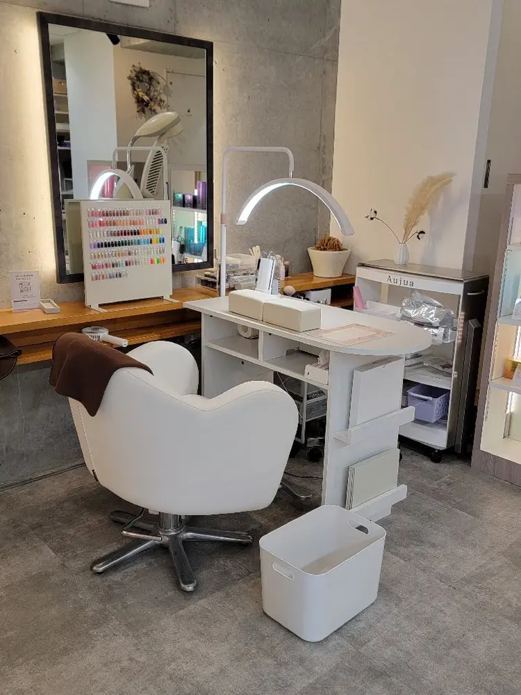 nail coloreの内観・外観2