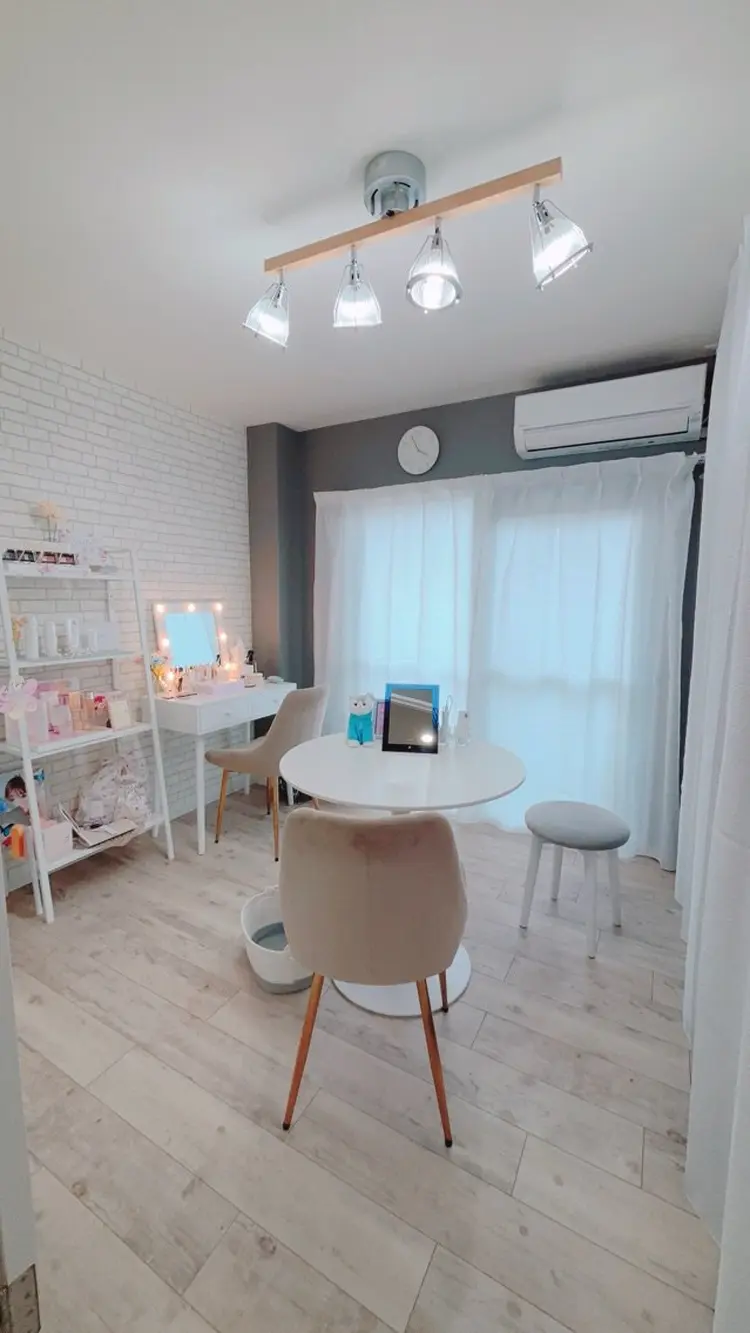 メナードフェイシャルサロン 塚口北の内観・外観1