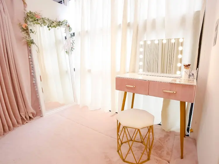 バストアップサロン　ANERA 心斎橋の内観・外観2