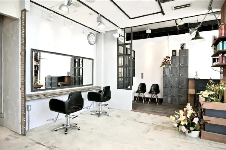 RUMORの内観・外観1