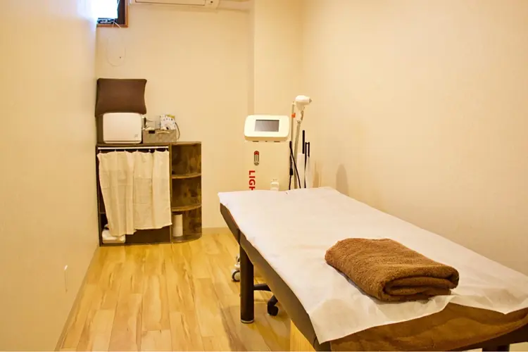 ビューティーサロンフェザーの内観・外観3