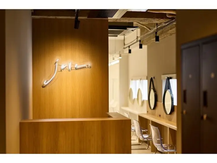 juve.大分中央町店の内観・外観1