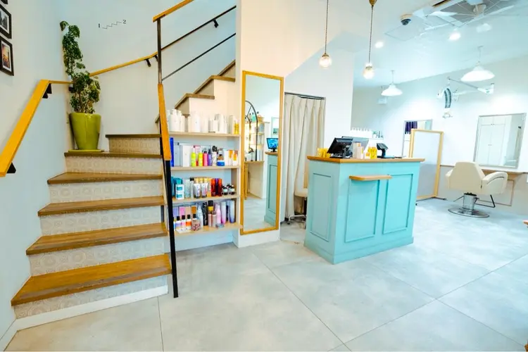 シンセティックヘアデザインの内観・外観3