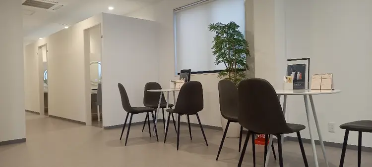 ナリストータルビューティーサロン岐阜の内観・外観2