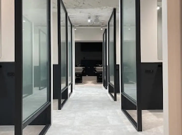 B3  SHARE SALON【ビースリーシェアサロン】の内観・外観1