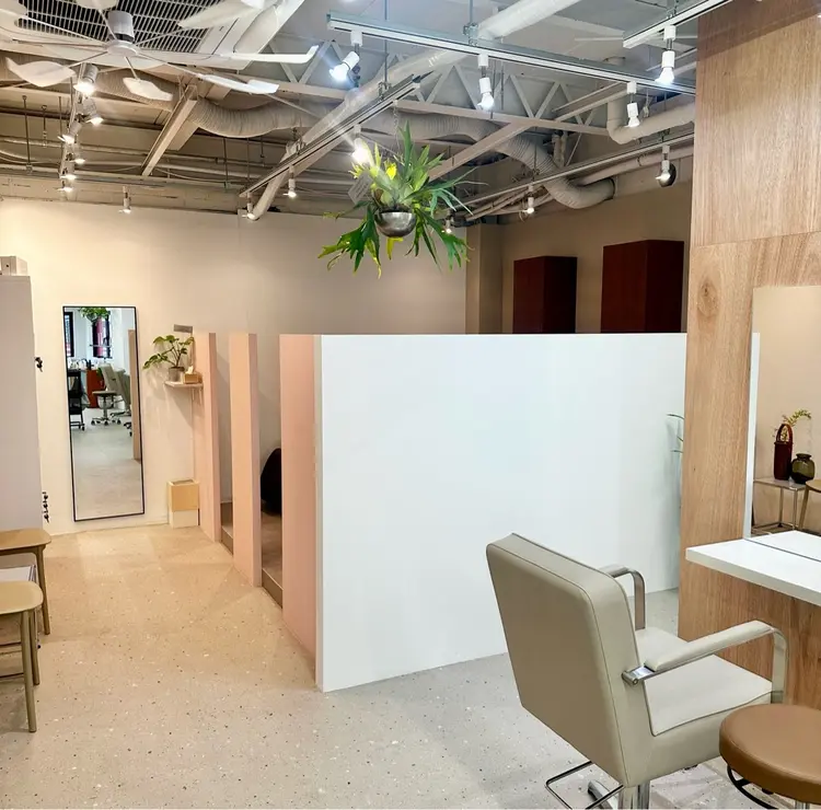 I knowの内観・外観1