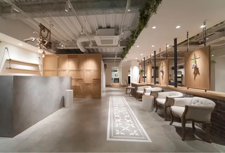 Pap's de coiffeur 甲南山手店の内観・外観1