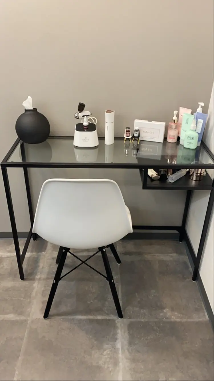 LUSH  LASHの内観・外観2