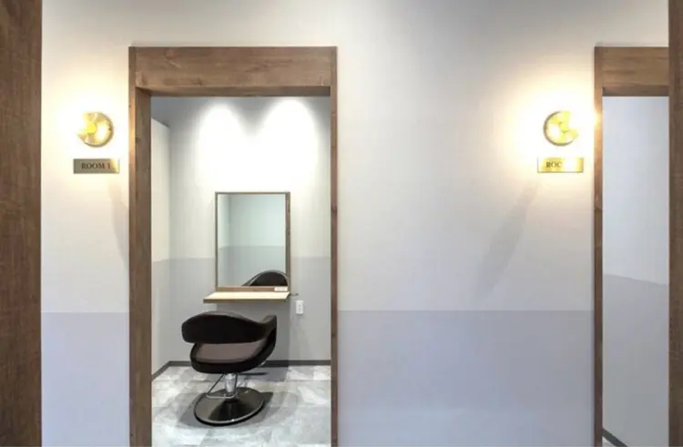 SALOWIN 熊本上通り店の内観・外観2