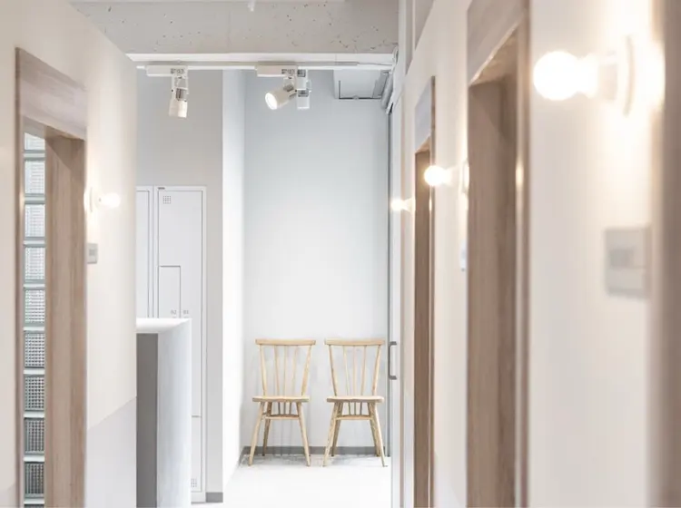 SALOWIN 大宮crest店の内観・外観2