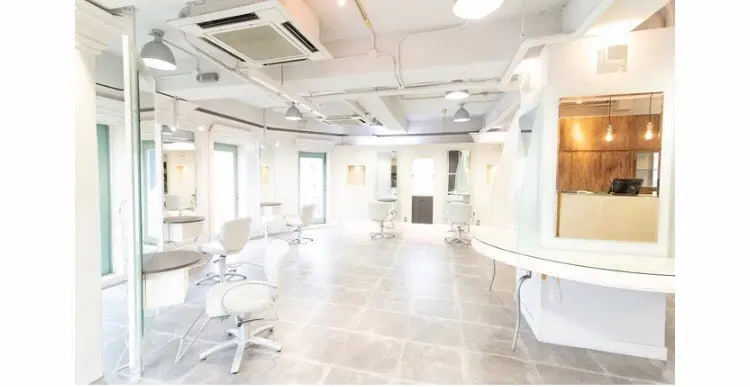 selmaの内観・外観2