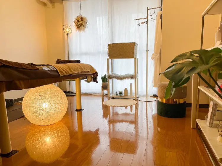 RouRerの内観・外観1