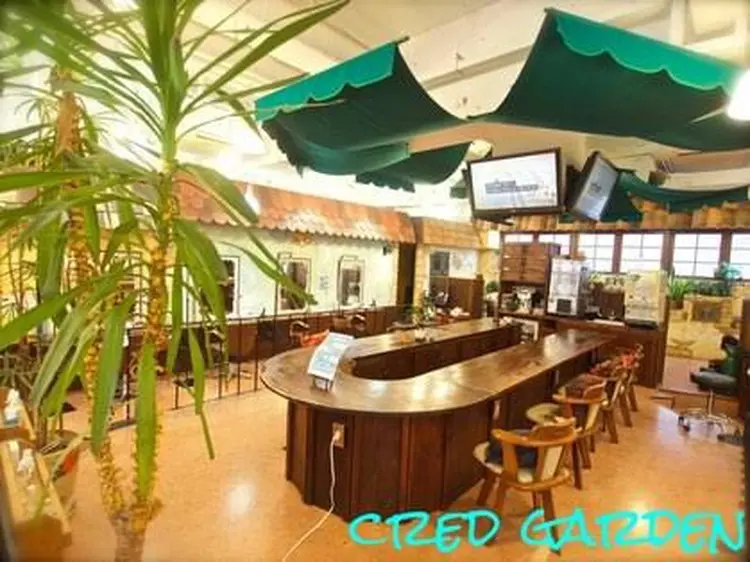 CRED GARDEN 川口店の内観・外観1