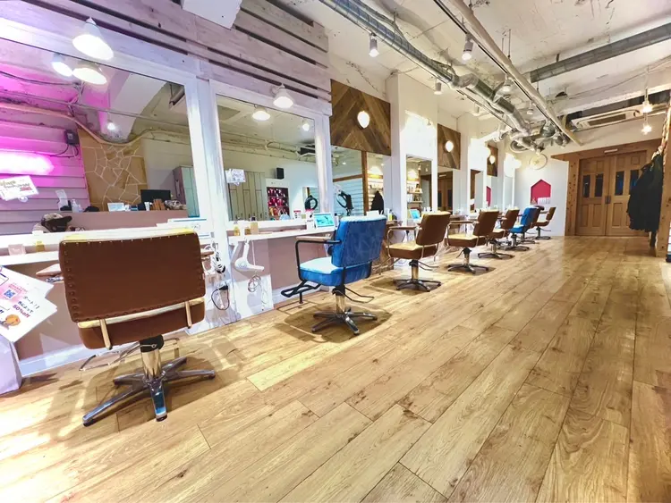 AVANCE天王寺店の内観・外観2