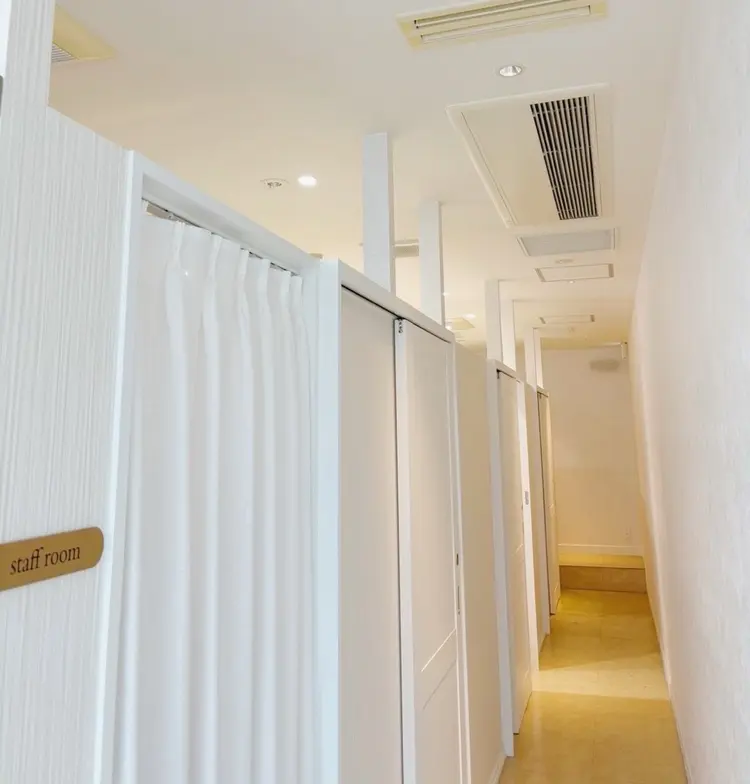 aile by mary 生駒店の内観・外観3