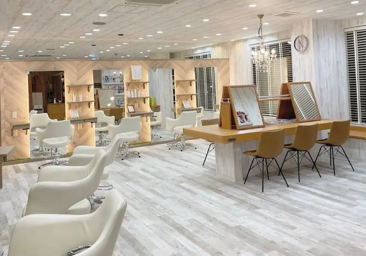 エムロードの内観・外観3