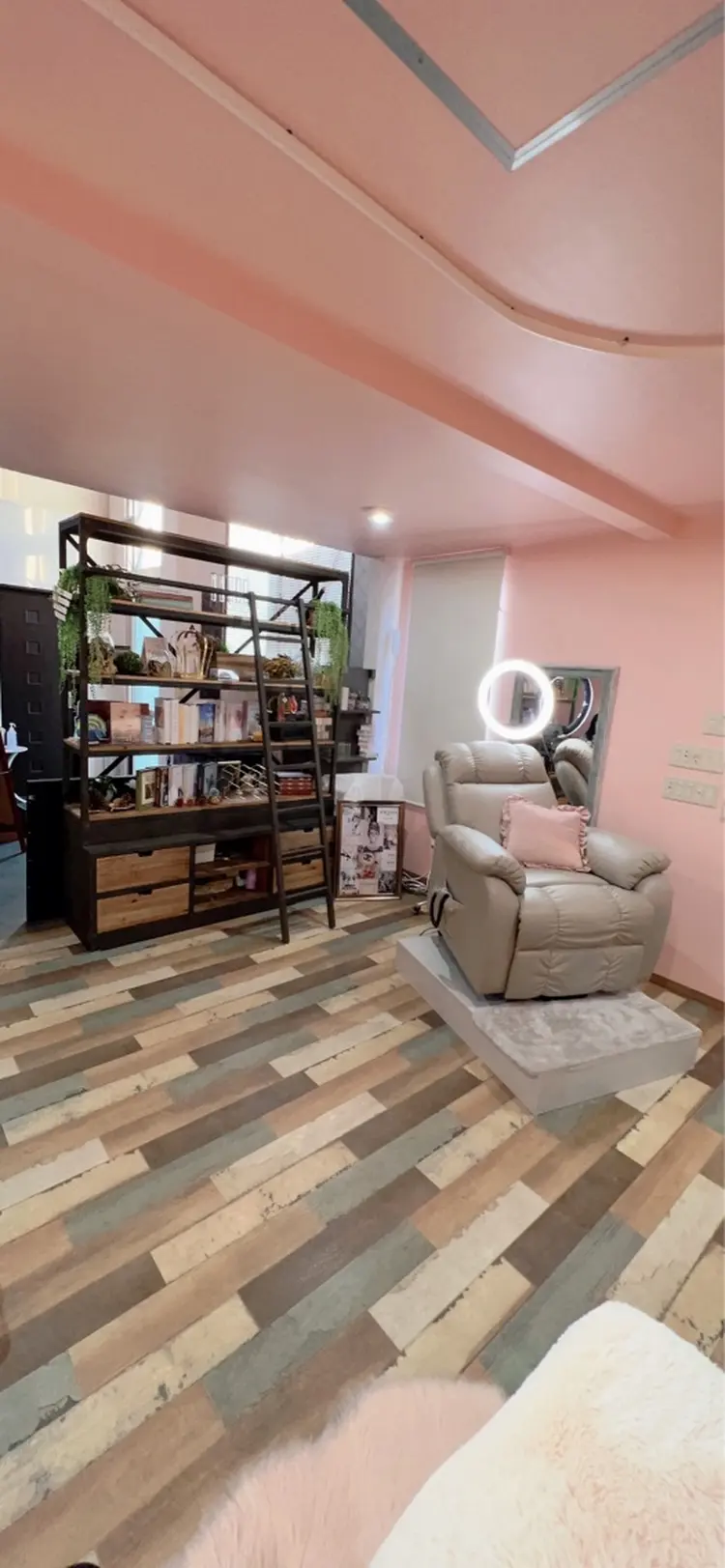 私は、私らしく、、、　I'm   Me   アイラッシュ・エステティックサロンの内観・外観2