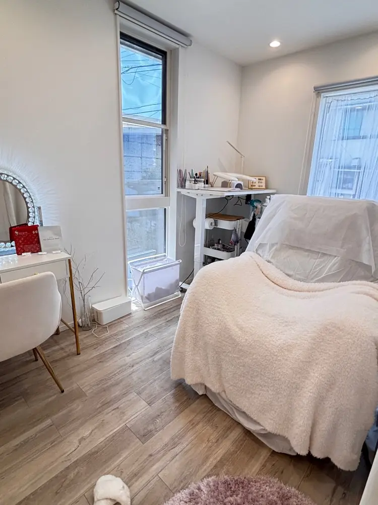 AIMERの内観・外観1